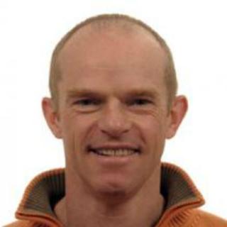 Dr David Cooke