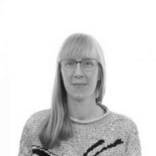 Dr Niamh Mahon