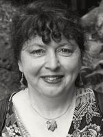 headshot tracy valentine