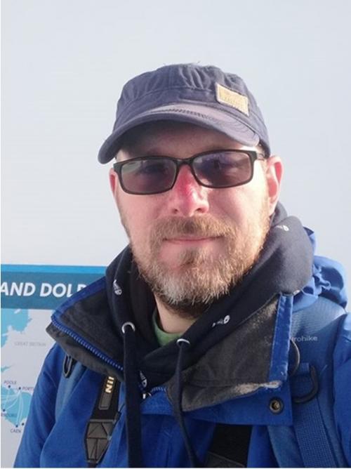 Dr Scott Lawton